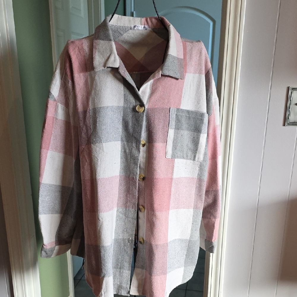 Plaid Button-Up Shirt in Pink and Gray